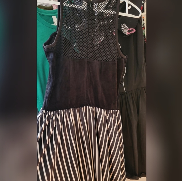 COPY - Jack Skellington dress. Small - Picture 5 of 5
